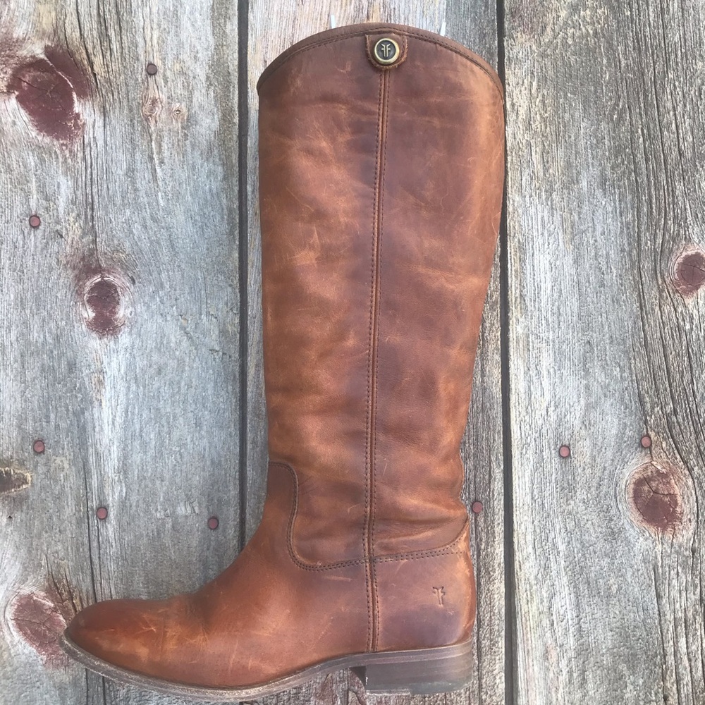 ☘️ Frye Cox Melissa Button 2 Boots ☘️ - Picture 1 of 12